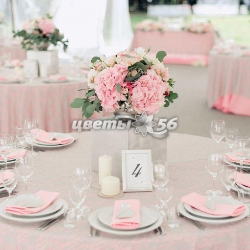 Как украсить свадебные столы для гостей своими руками?